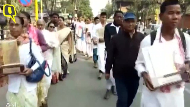 Citizenship Amendment Bill: Kin of Assam Martyrs Return Mementoes Presented by the Assam Govt