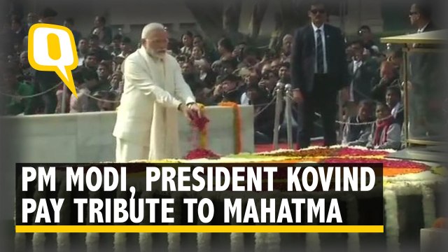 PM Modi, President and Raksha Mantri Pay Their Tribute to Mahatma Gandhi at Rajghat