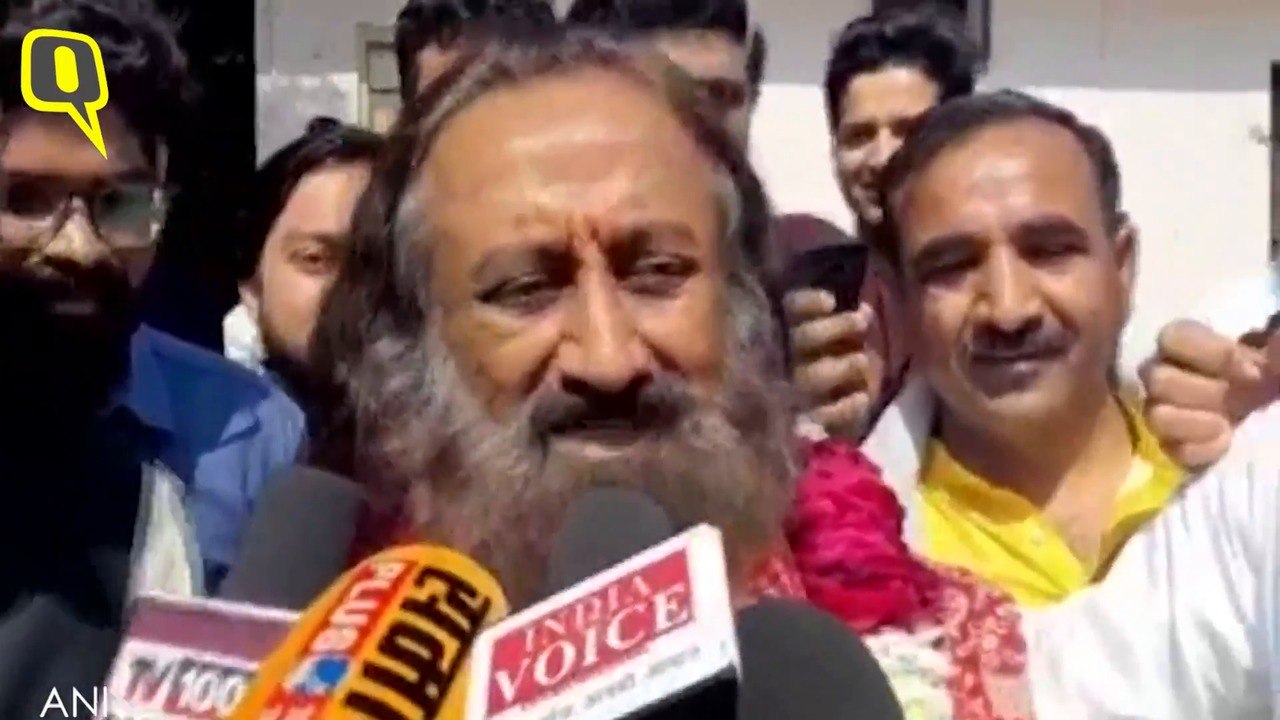 Mediation the Only Way: Sri Sri