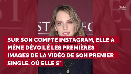 Maya Hawke : après Stranger Things, la fille d'Uma Thurman se lance dans la musique