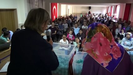 Öğrencilerin sınıf ve öğretmenleri, noter huzurundaki kurayla belirlendi