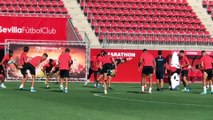 Entrenamiento del Sevilla sin De Jong ni Ocampos