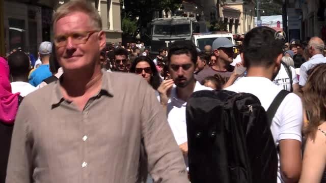 Yabancıların gözünden Türkiye - Arabesk müzik ve menemeni çok seviyorum