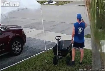 Embrouilles de voisin, il sort une épée en pleine rue !