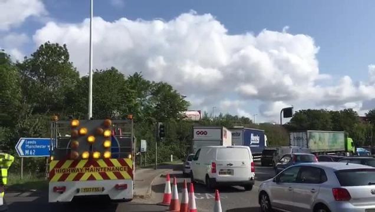 M62 at standstill