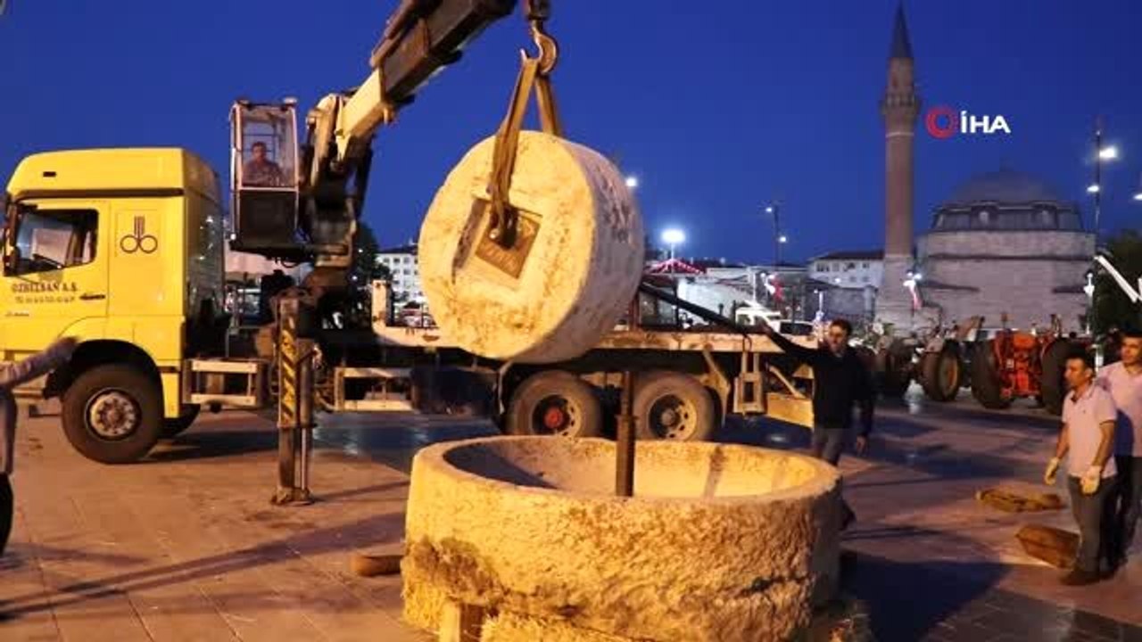 Sivas'taki tarım fuarında eski ve yeni tarım araçları sergilendi