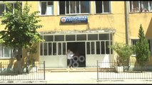 RTV Ora - Mbi 300 qytetarë në ditë kërkojnë shërbime tek poliklinika në Durrës