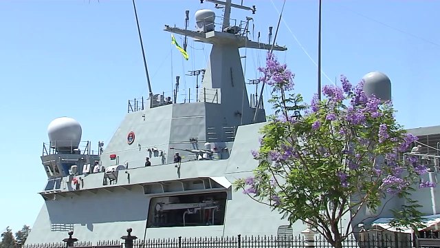 El buque 'Audaz' parte para recoger a los migrantes del Open Arms