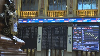 El Ibex 35 se deja en la sesión de hoy un 1,32 % y vuelve a perder los 8.700 puntos