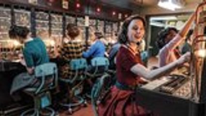 'The Marvelous Mrs. Maisel': Sterling K. Brown Makes Debut in Season 3 Trailer | THR News