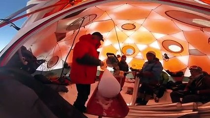 Extraen milenarias muestras de hielo de nevado peruano para estudiar cambio climático