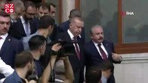 Cumhurbaşkanı Erdoğan, eski Başbakanı Davutoğlu'nu teğet geçti