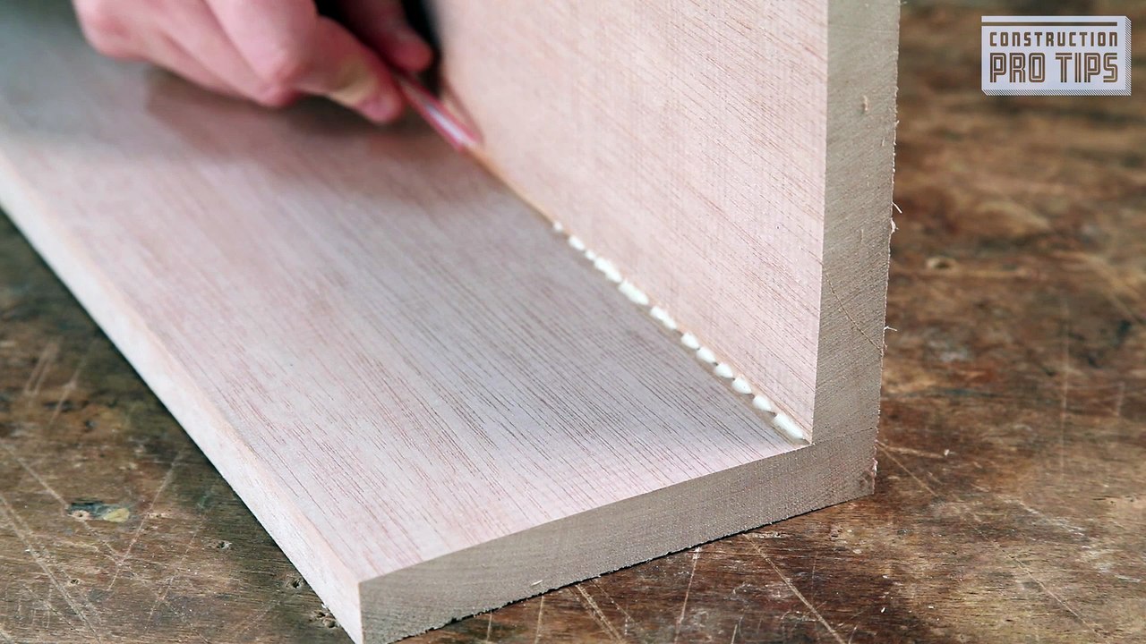 Collect Extra Glue With a Straw