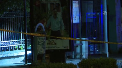 Şüpheli çantadan giysi ve boya malzemeleri çıktı - İSTANBUL