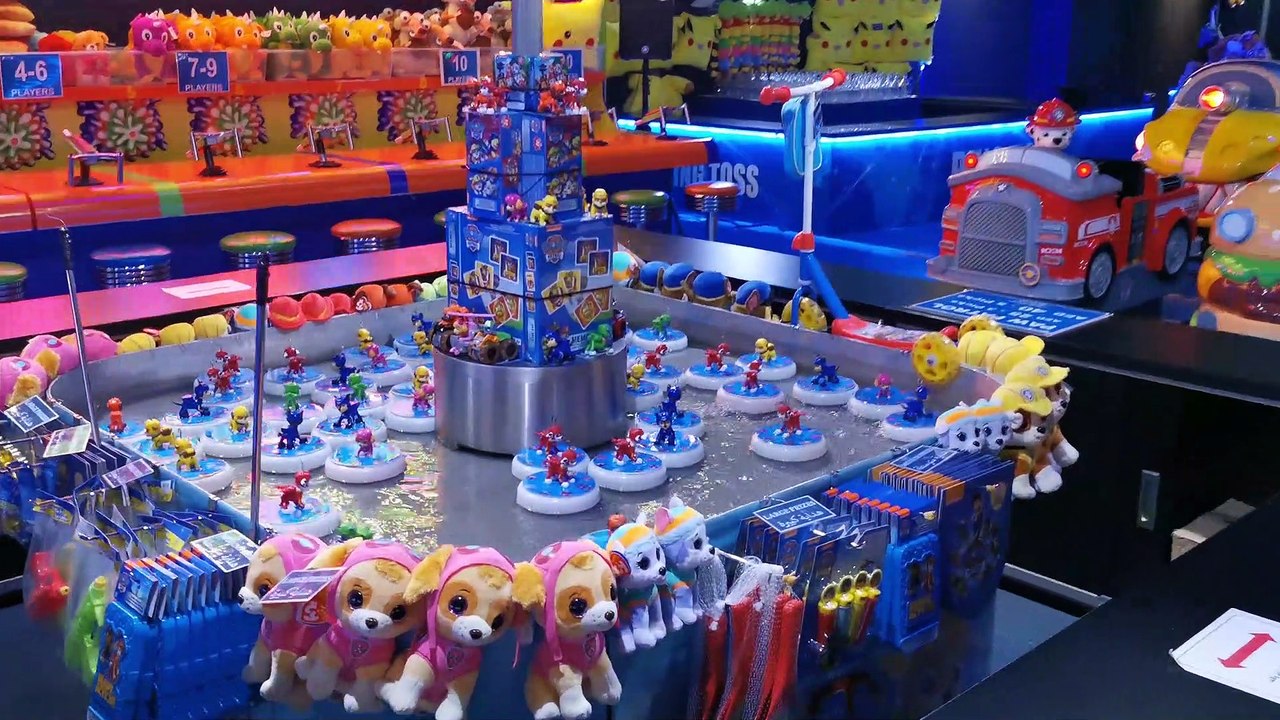 Oleg is fishing in PVRK Dubai Mall and Winning prize for his sister Little Mia キッズエンターテイメントビデオ