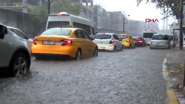 METEOROLOJİ'DEN İSTANBUL'A KUVVETLİ YAĞIŞ UYARISI