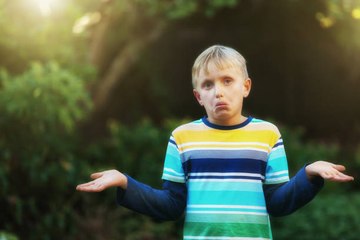 Ortografía: Has, Az, Raya, Rayo, Rallar, Aún, Aun, Ves, Vez