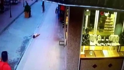 Minik Firas, 4. kattan beton zemine düştü