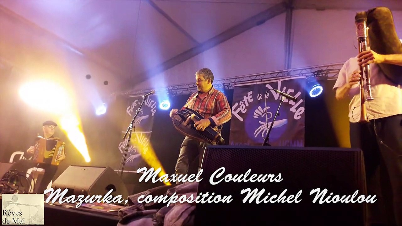 "Rêves de mai"  à la fête de la vielle d'Anost le 17 Août 2019, suite de mazurkas