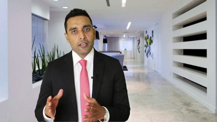 What is Key Difference between Professional vs University Degree | Adnan Sohail