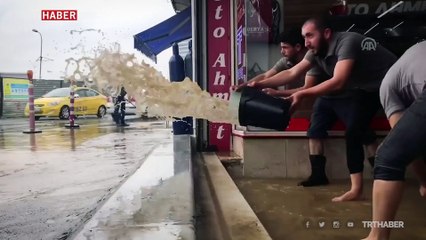 Fikirtepe'de sanayi sitesinde iş yerlerini su bastı