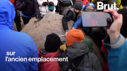 Réchauffement climatique : l'Islande rend hommage à son premier glacier disparu