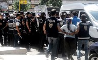 Diyarbakır'da izinsiz gösteriye polis müdahalesi! 30 gözaltı