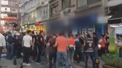 Kadıköy'de izinsiz kayyum protestosu