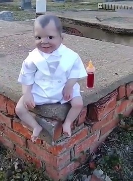 Vous allez détester les poupées après cette vidéo