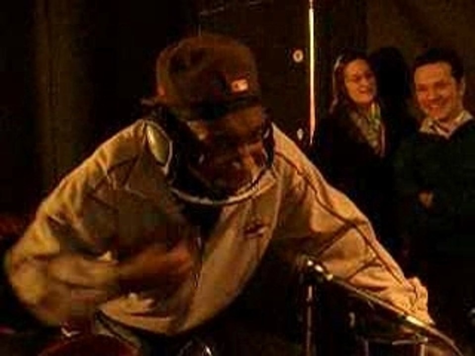 Alexis // Prezy h chante Alicia keys le wake up Radio K.I.F