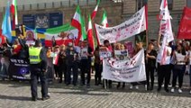 İsveç'teki İranlılardan rejim karşıtı protesto