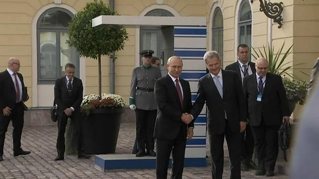 Путин: Ракеты разработаем, но размещать не будем