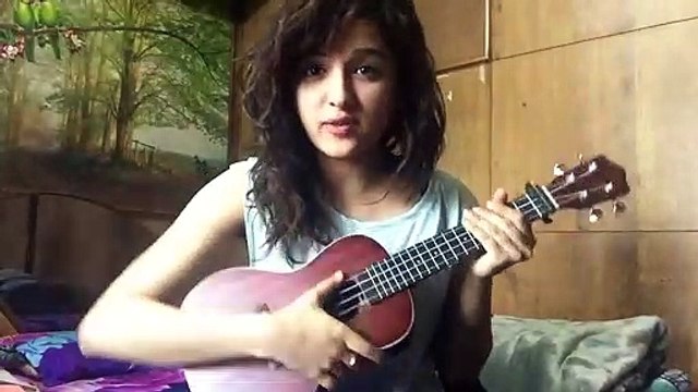 इस लड़की की खूबसूरती देखकर आप पागल हो जायेंगे