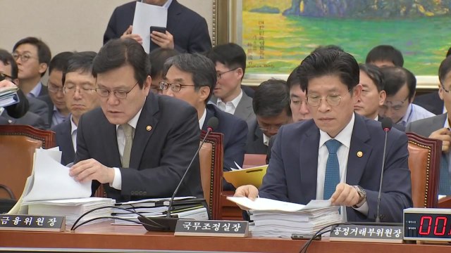 국회 상임위 회의도 조국 공방... 가짜 뉴스 vs 특권 세습 / YTN