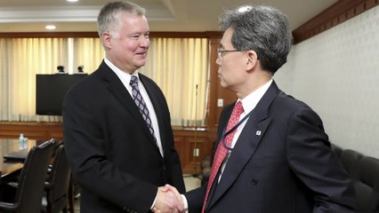 靑 "북미협상 곧 재개 느낌"...北 "위협 속 흥미 없어" / YTN