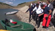 ERZURUM Türkiye'de üretim durdu, Erzurum'da göletler balık kaynıyor