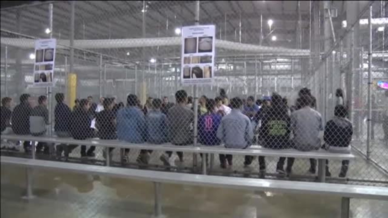 Trump permitirá la detención indefinida de menores