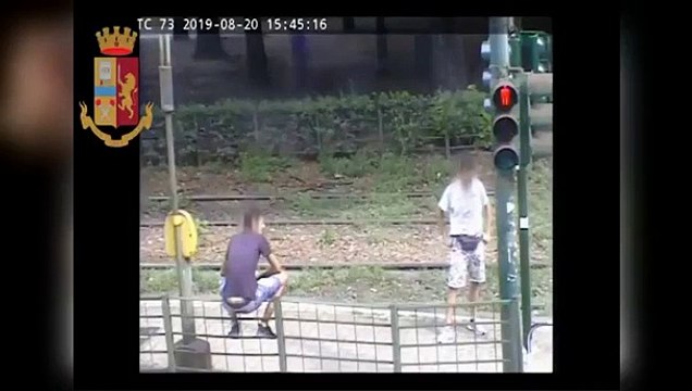 Torino - Scippano telefonino a una donna: arrestati poco dopo dalla Polizia (22.08.19)