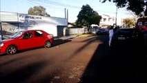 Carros batem na Rua Marechal Cândido Rondon, na Neva