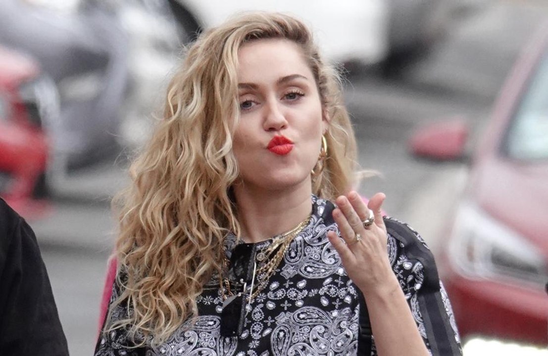 Miley Cyrus gets tattoo to mark trip to Italy with Kaitlynn Carter