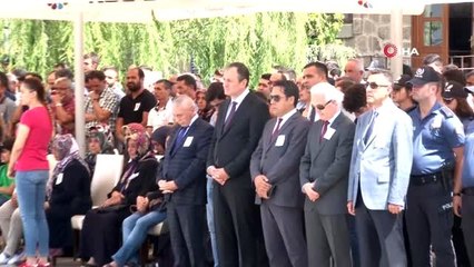 Polis memurunun cenaze töreninde duygulandıran an: "Baba bizi bırakma"