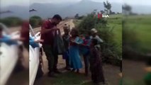 - Bir dilim ekmek ile gelen mutluluk izleyenleri duygulandırdı- Sivaslı gencin Etiyopya da birer dilim ekmekle çocuklara yaşattığı mutluluğun videosu izleyenleri de mutlu etti