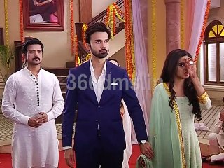 Jaat Na Pucho Prem Ki | Suman Stops to Badal to Fight with her Father