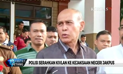 下载视频: Berkas Lengkap, Polisi Serahkan Kivlan ke Kejaksaan Negeri Jakpus