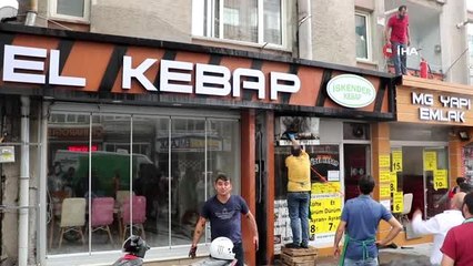 Yangını meraklı gözlerle izlediler