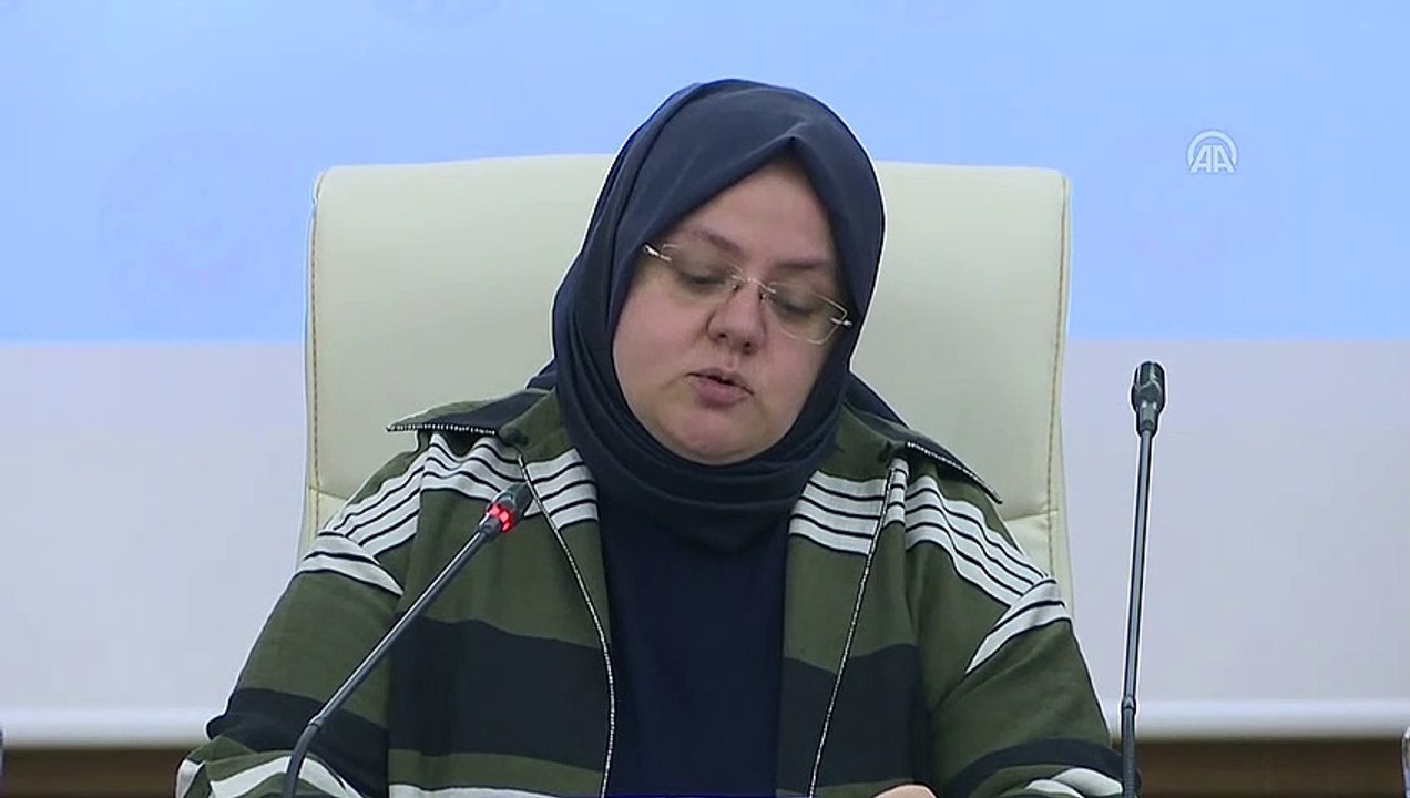 Bakan Selçuk: '2019 yılı için yüzde 8+4 zam verilecek. 2020 yılı için yüzde 3+3 zam ve enflasyon farkı verilecek' - ANKARA