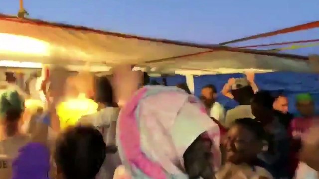 España acogerá a 15 migrantes del Open Arms, según el Gobierno