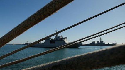 El 'Audaz' llevará a España a 15 inmigrantes de los 160 rescatados por el Open Arms