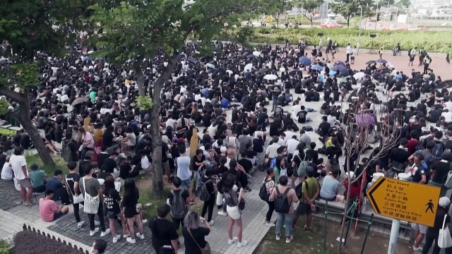 Estudantes de Hong Kong convocam greve universitária