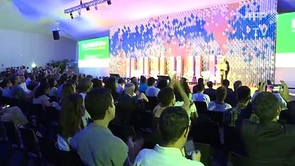 Secretário do Meio Ambiente vaiado em Salvador